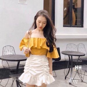 Set with top and skirt